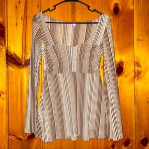 Sweet Pea Top